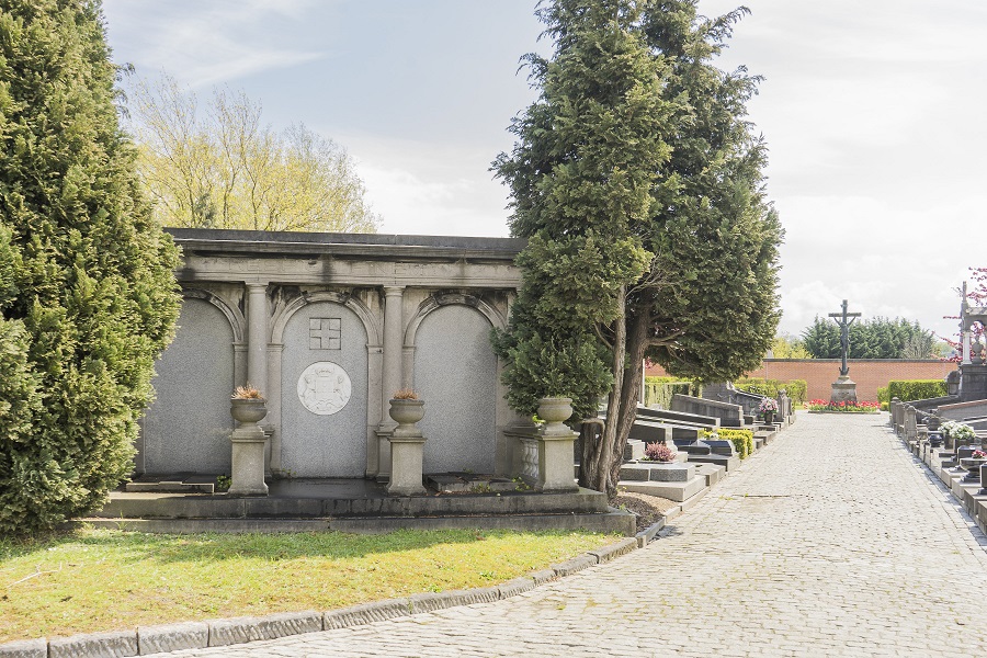 Tomb of the family of Count Ch. A. vander Noot, marquis of Assche and Wemmel