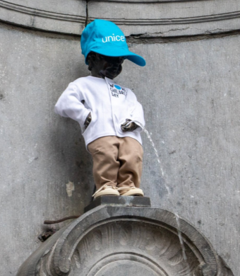 Manneken-Pis celebrates UNICEF