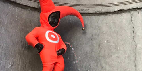 Manneken-Pis celebrates the Théâtre de Poche