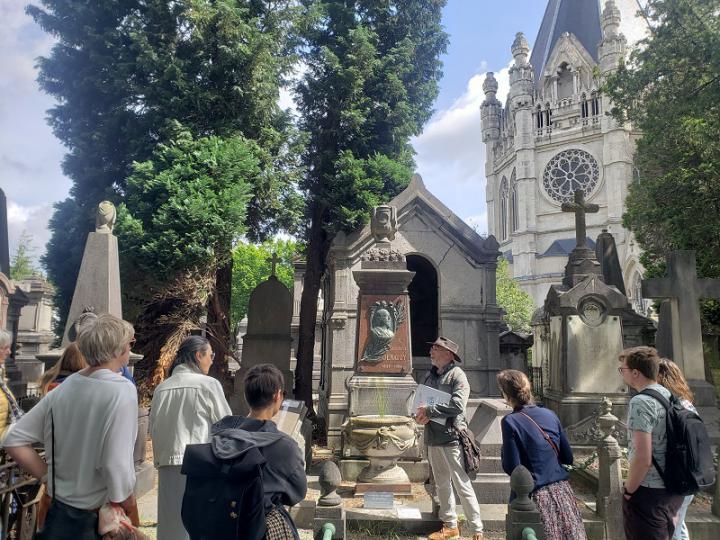 Visiting the cemeteries of the City of Brussels