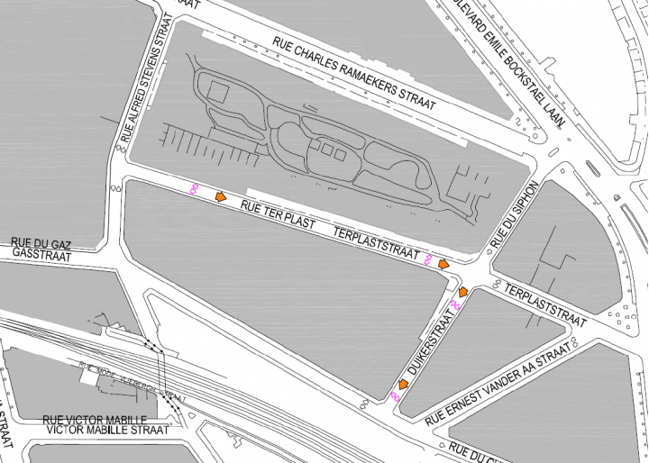 Traffic direction changed at Rues de Ter Plast and Rue du Siphon