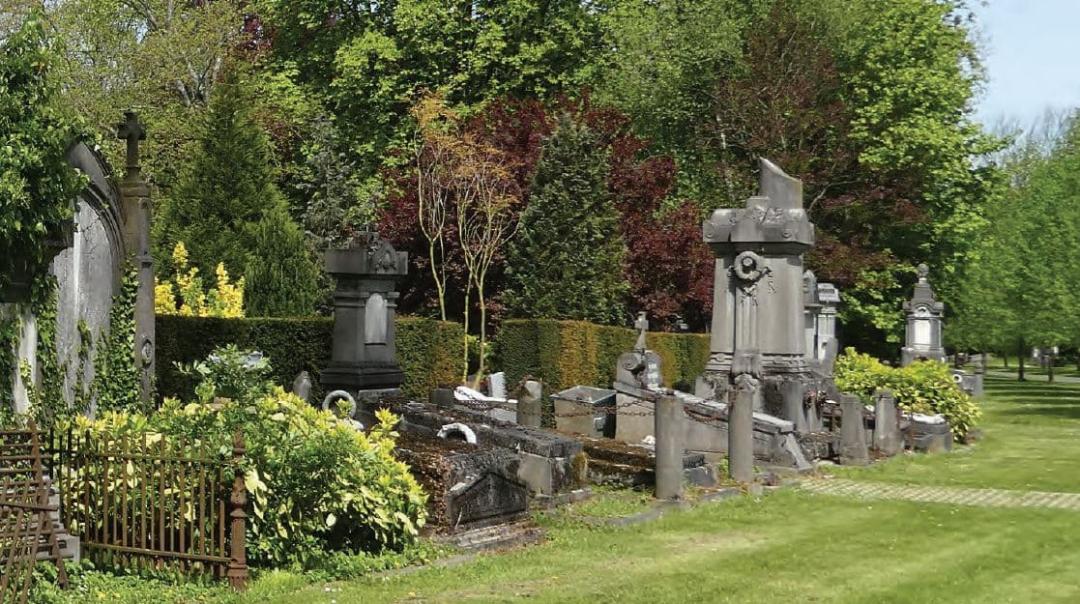 'Welcome to the cemetery!' brochure